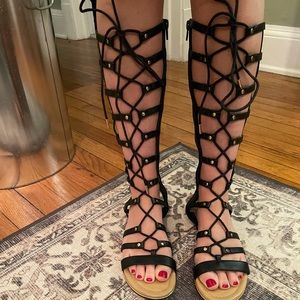 Mix No. 6 Black Gladiator Sandals